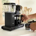 Moccmaster-KBG-Select-Lifestyle-Matt-Black-5-1080x1080.webp